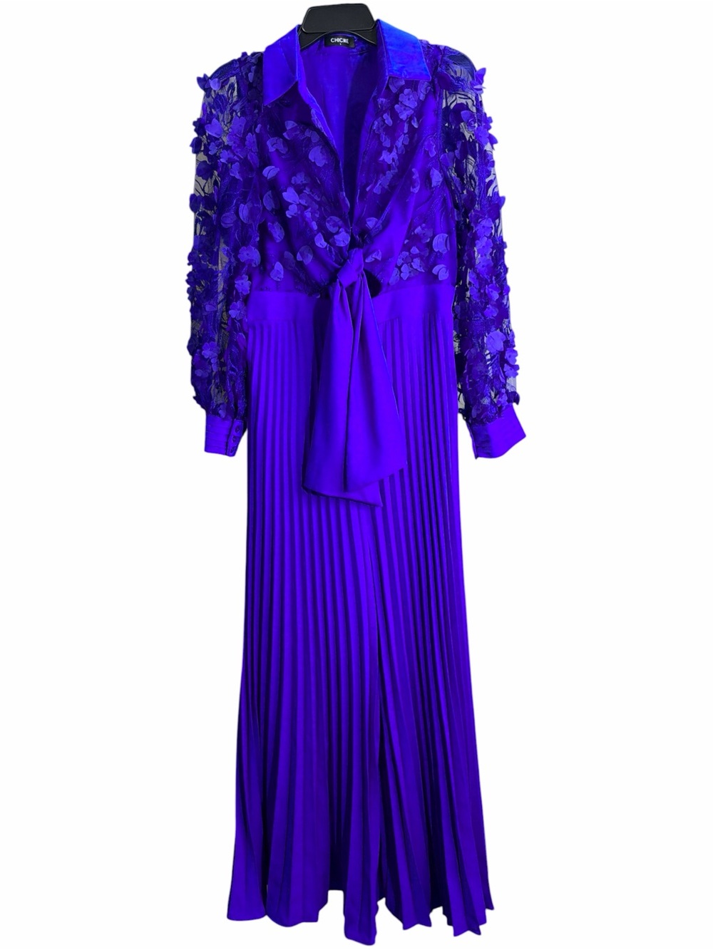 Chic Me Cobalt Blue Pleated wide leg Jumpsuit Floral Appliqué Sleeves EC large